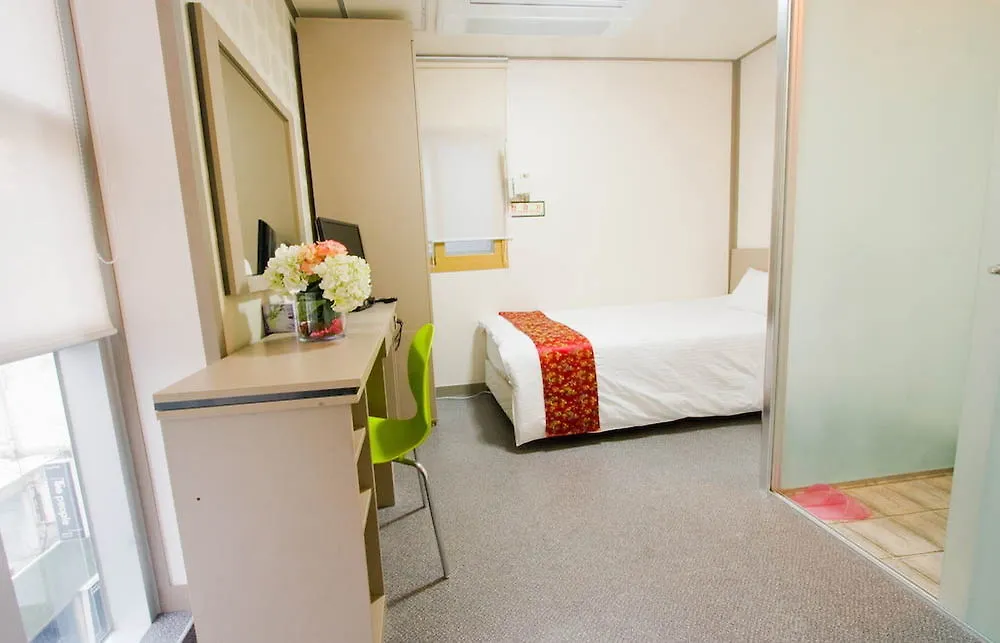 Oyo Hostel Myeongdong 2 Seul